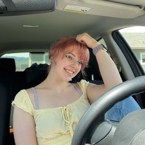 Meet your Posher, Cayleigh